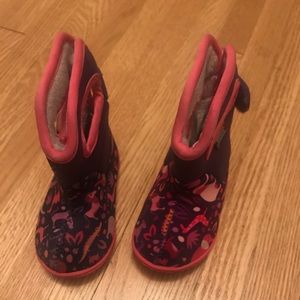 Rain boots easily worn for infant /toddler