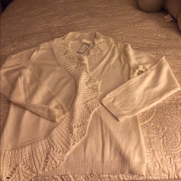 New with Tag S Cream Boutique Sweater - Picture 2 of 3