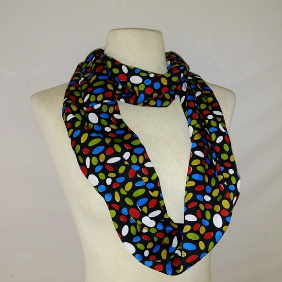 🖤 Silky Infinity Scarf #hundredsofscarves - Picture 4 of 4