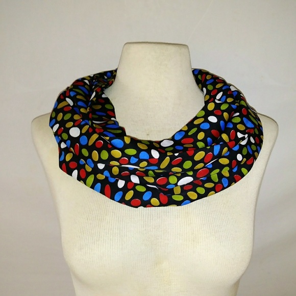 🖤 Silky Infinity Scarf #hundredsofscarves - Picture 2 of 4