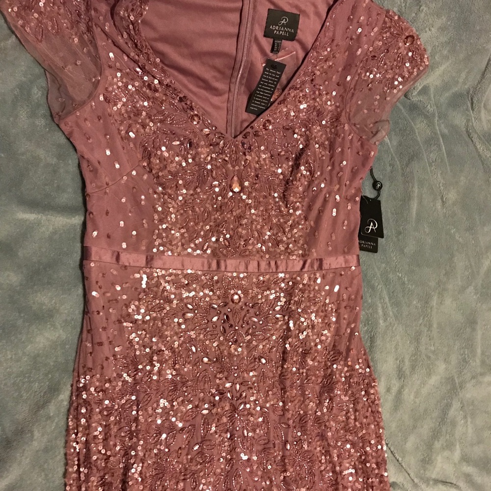 New Adrianna Papell beaded dress in size 14 mauve