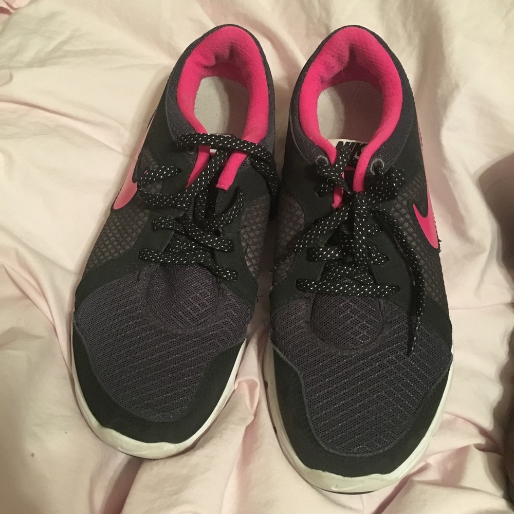 Black and pink Nikes