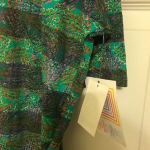 LuLaRoe Tops - LuLaRoe Irma XL NWT LuLaRoe Tops - LuLaRoe Irma XL NWT