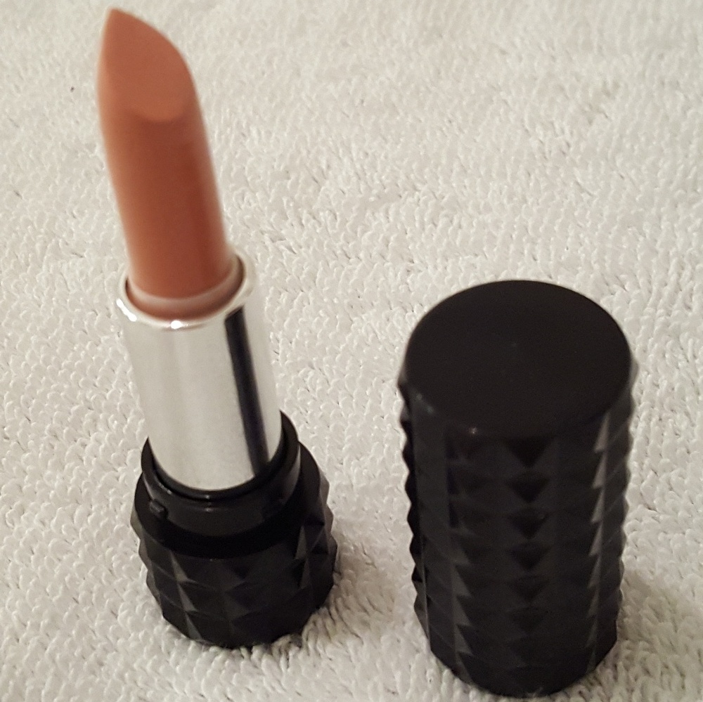 Kat Von D Star Studded Kiss (Agatha)