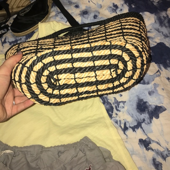 🌞Sun N’ Sand🌞 straw beach tote/purse - Picture 4 of 5