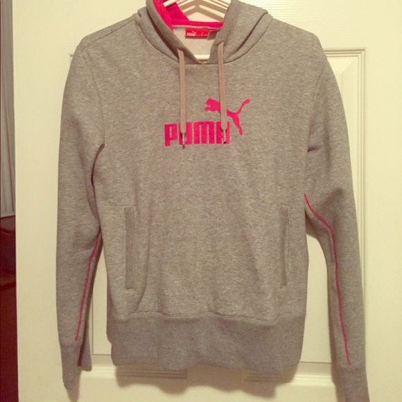 Women's PUMA hoodie barely worn! - Picture 1 of 4