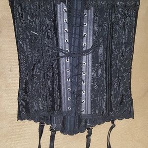 Frederick's of Hollywood bustier size 36!