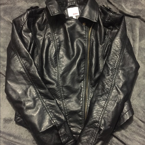 Biker Jacket size medium - Picture 1 of 8