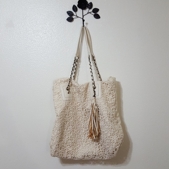 Large ivory tote with tassel - Picture 1 of 4