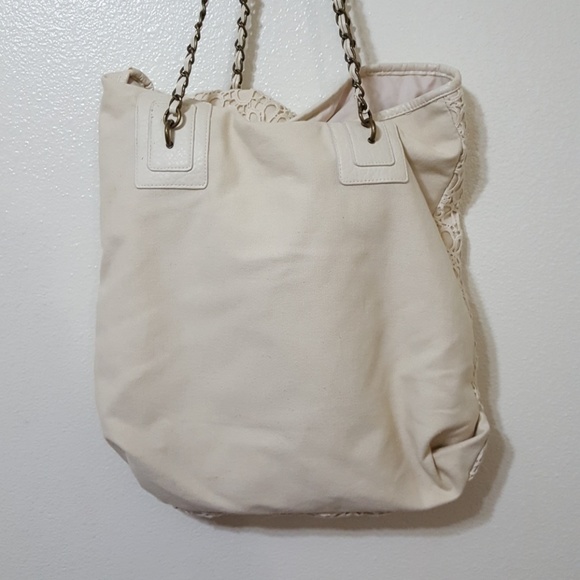 Large ivory tote with tassel - Picture 3 of 4