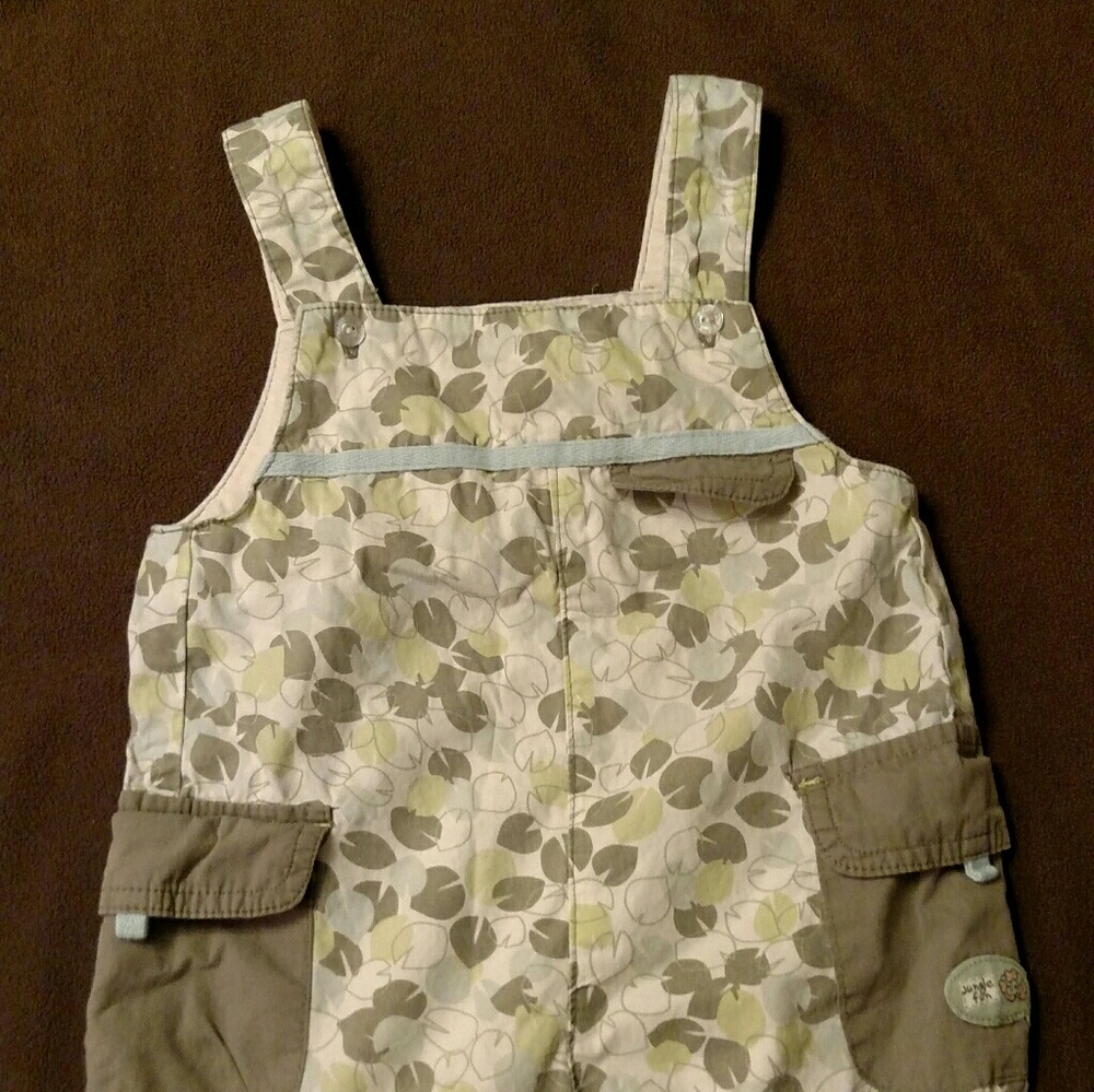 Laura Ashley One Piece Cotton18 mo.Green Design - Picture 2 of 3