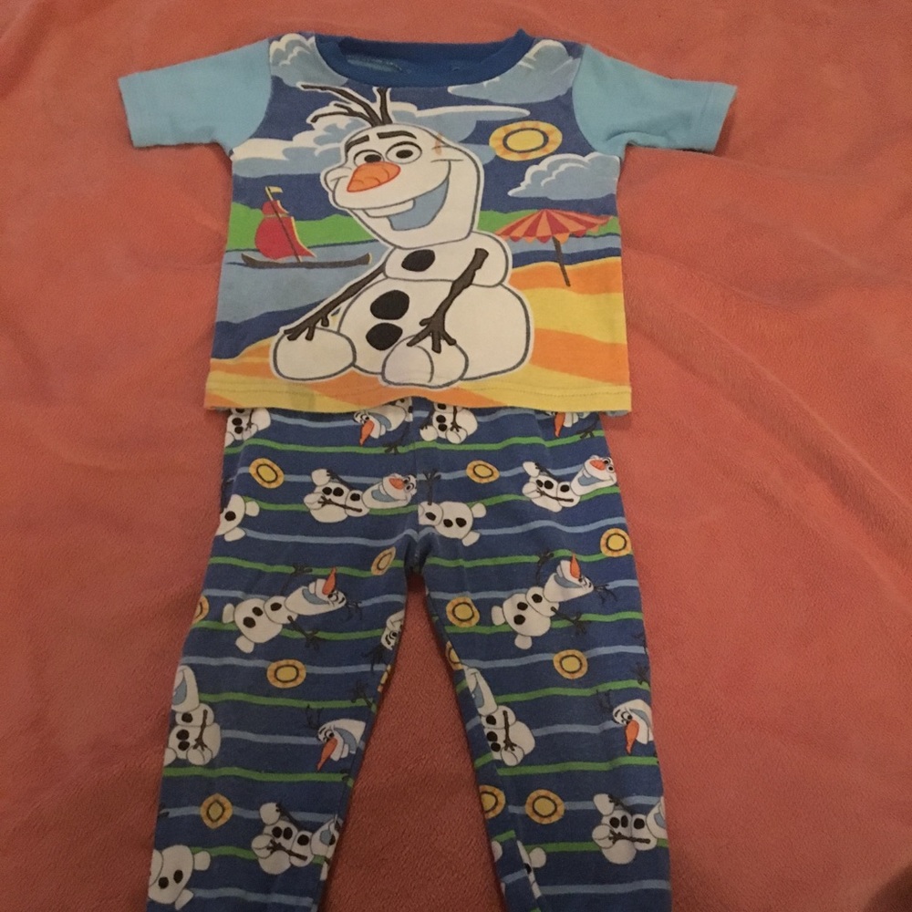 24m Olaf pajamas