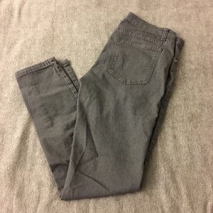 Forever 21 Grey Skinny Jeans 👖
