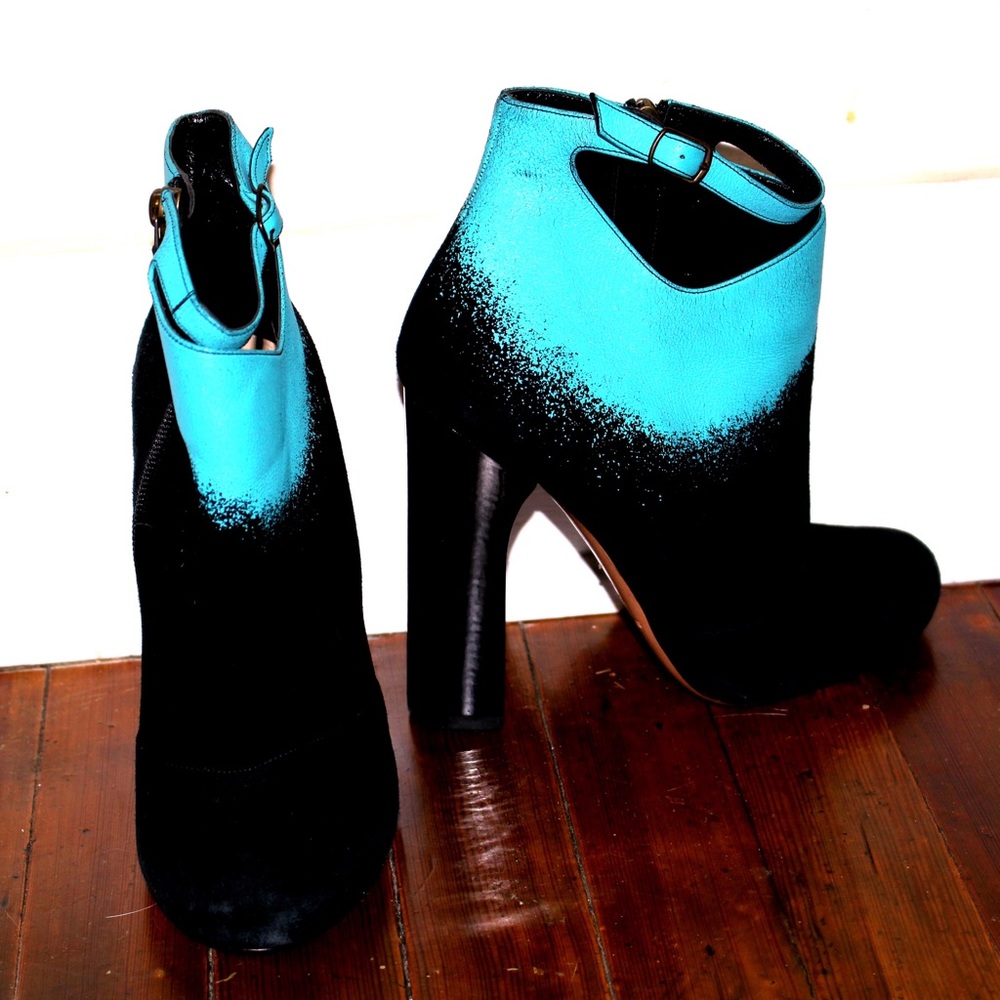 Nicholas Kirkwood Vero Cuoio Suede booties