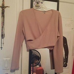 Long sleeve crop top