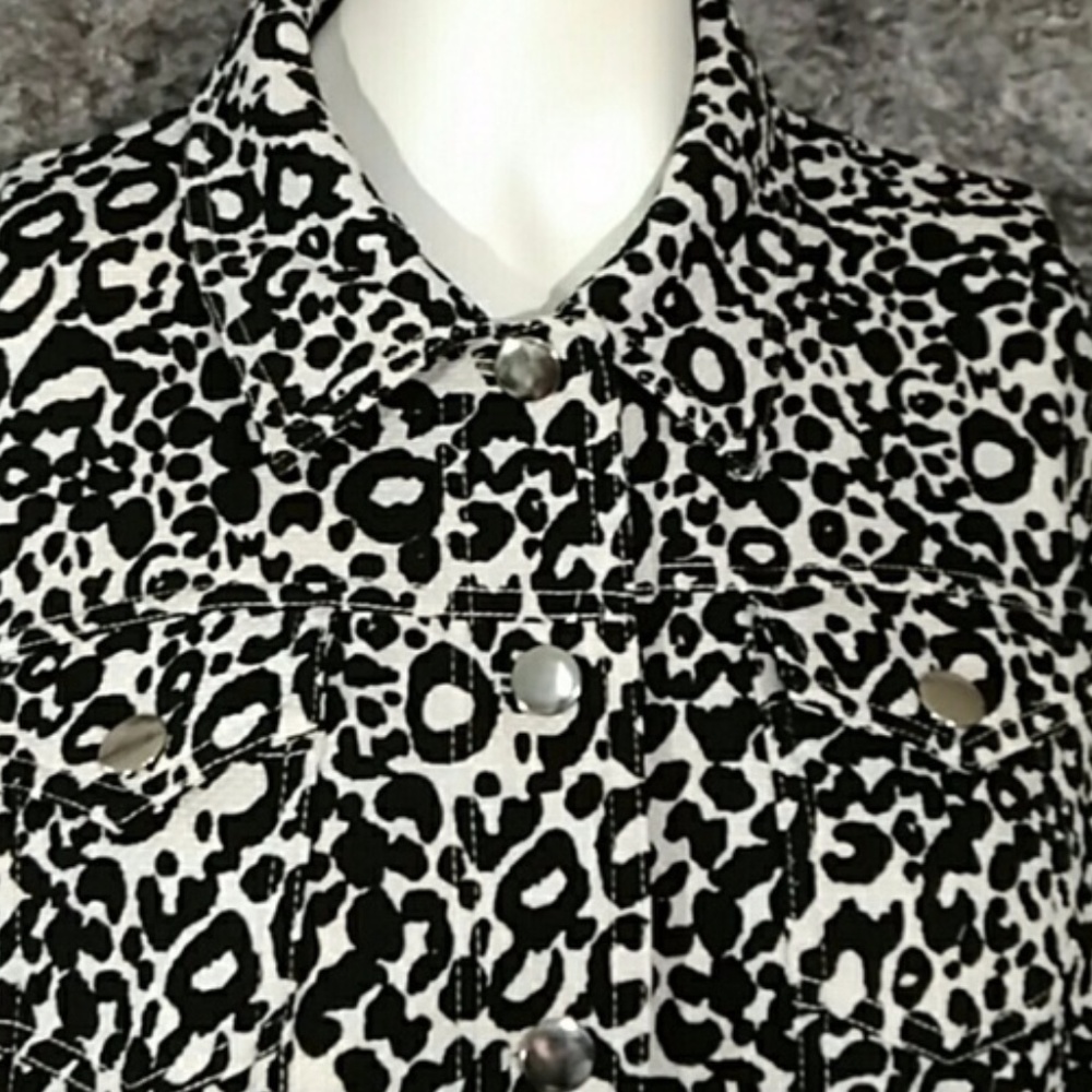 NWT Avenue Stretch Animal Print Jacket 22/ 24
