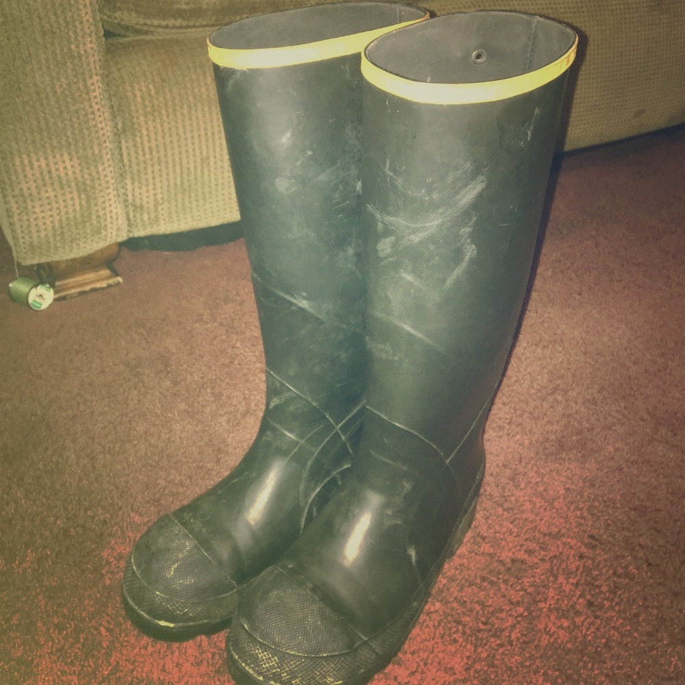 Rain boots
