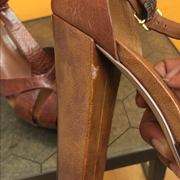 BCBGeneration Brown Leather T-String Platforms! - Picture 8 of 8
