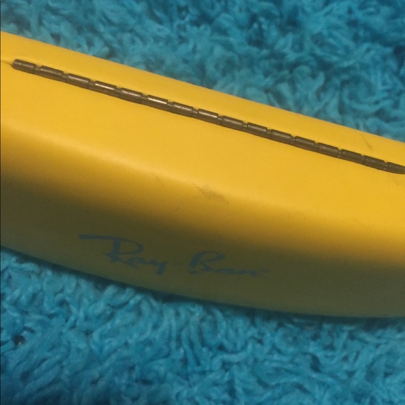 Ray-Ban Hard Glasses Case - Picture 5 of 6