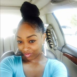 Meet your Posher, Latisha