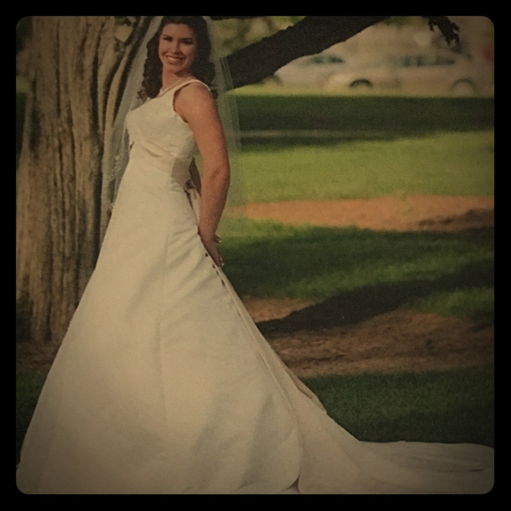 Elegant Wedding dress