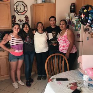 Meet your Posher, Luz