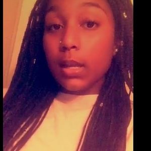 Meet your Posher, Portia