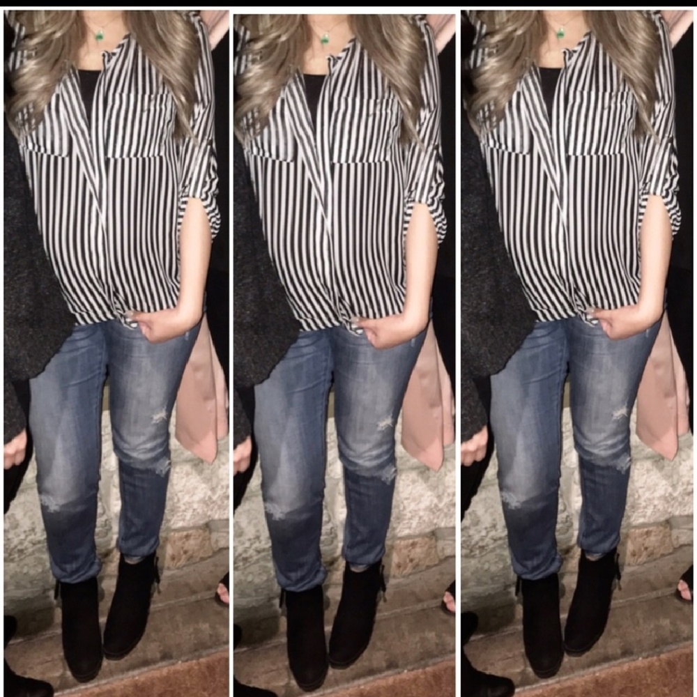 Maternity jeans -SOLD