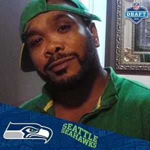 Meet your Posher, Larry