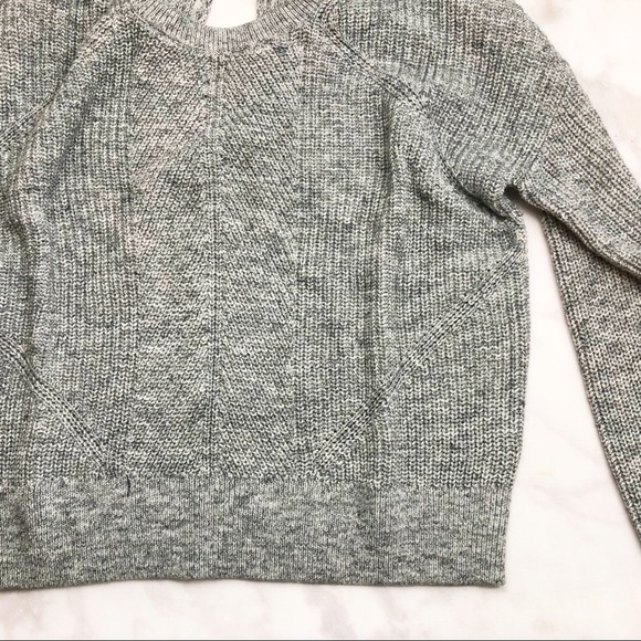 Gray Chunky Ribbed Keyhole Back Sweater - Picture 3 of 8