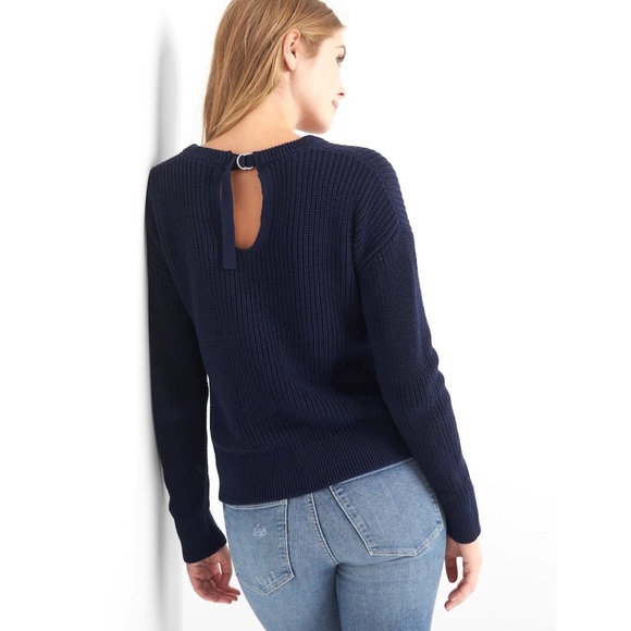 Gray Chunky Ribbed Keyhole Back Sweater - Picture 8 of 8