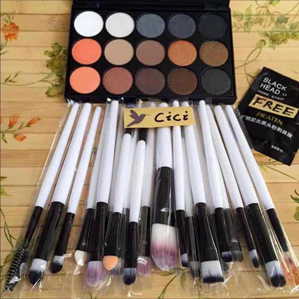 🌹🌹New 20pcs Brushes +Eyeshadow Palette +2pc Mask