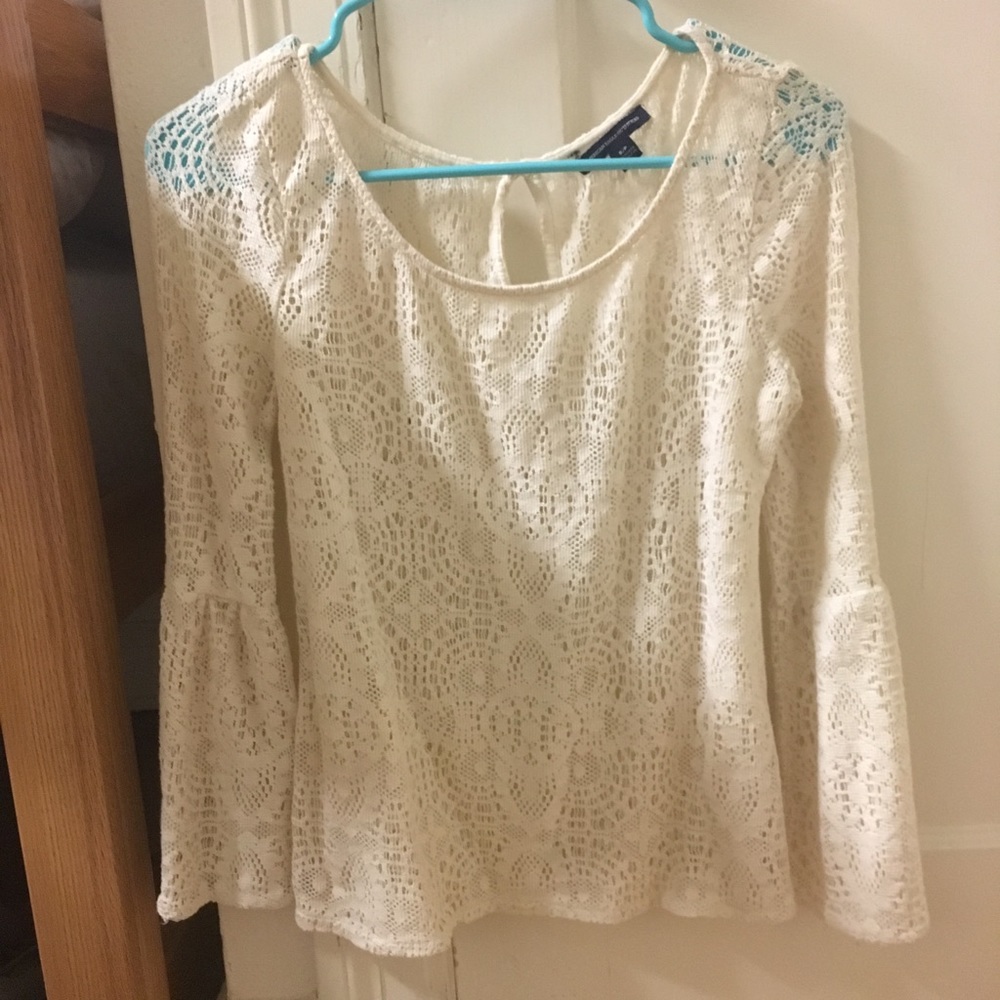 American Eagle Bell Sleeve Cream Lace XS Shirt