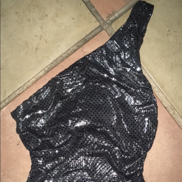 Stunning Birthday dress one shoulder black silver - Picture 2 of 6