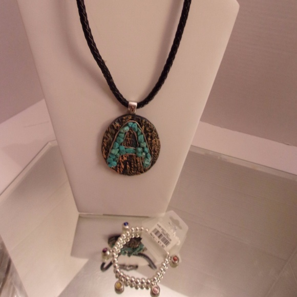 NWT GORGEOUS REAH COLLECTION NECKLACE & EARRINGS R - Picture 2 of 8