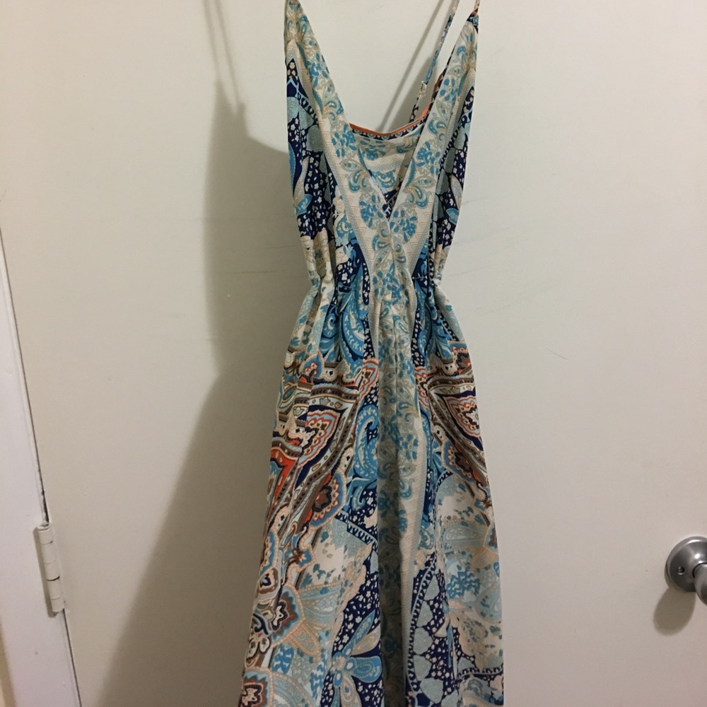 Beautiful maxi dress!