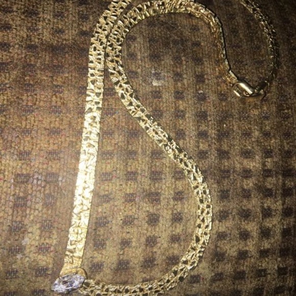 Jewelry - Picture 2 of 6