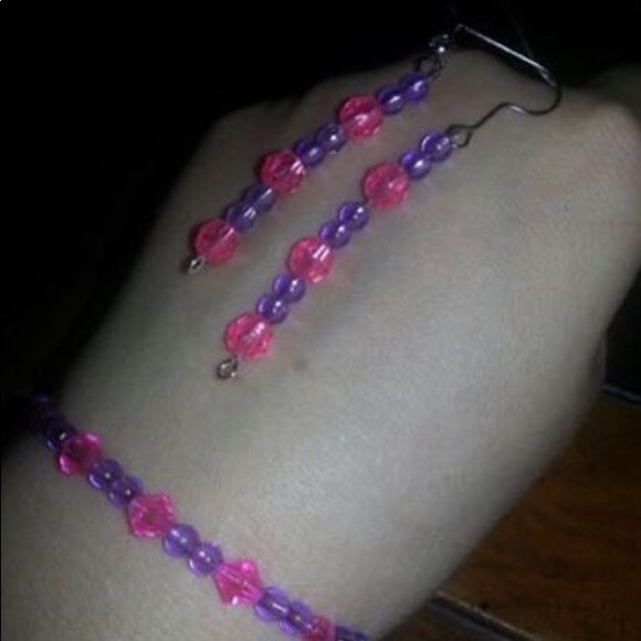 Jewelry - Picture 5 of 6