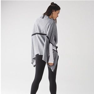 Lululemon multi-function Vinyasa Wrap