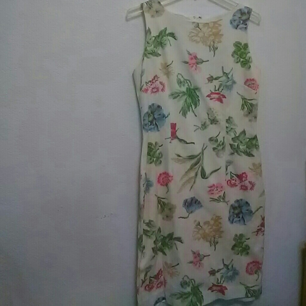 TODAY LAST CHANCE!  Classy Dress for summer.