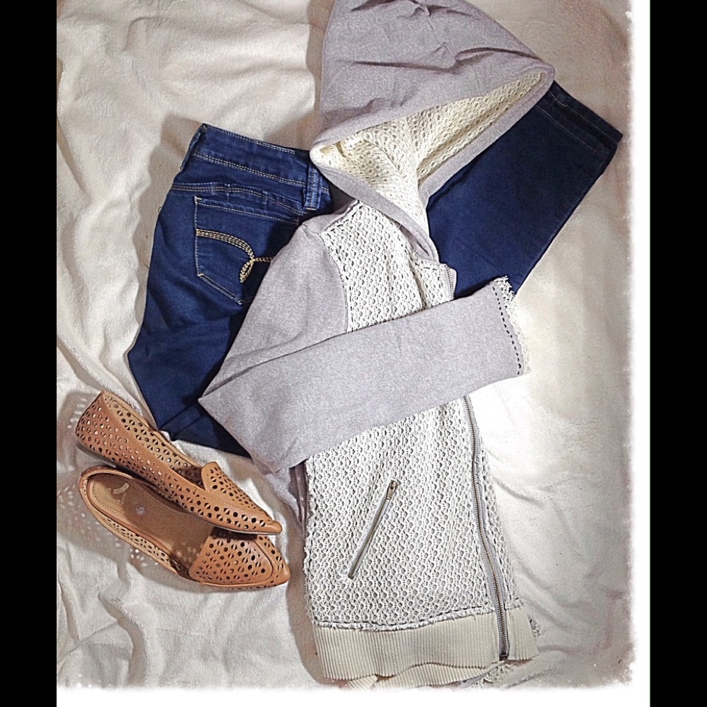 Bell Sleeved Knit Lace Henley Hoodie