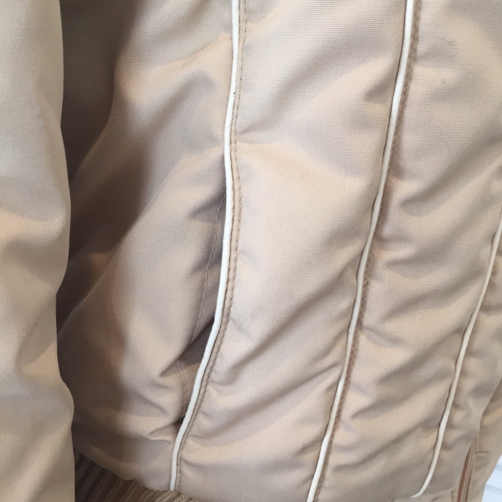 Tan Puffer Jacket - Picture 6 of 8