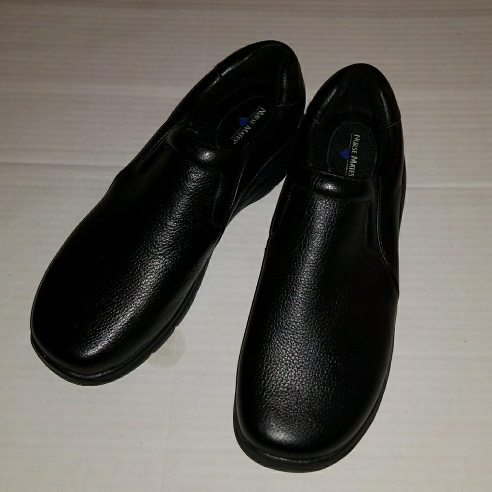 Men's Nursing Shoes