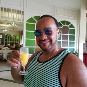 Meet your Posher, Steven