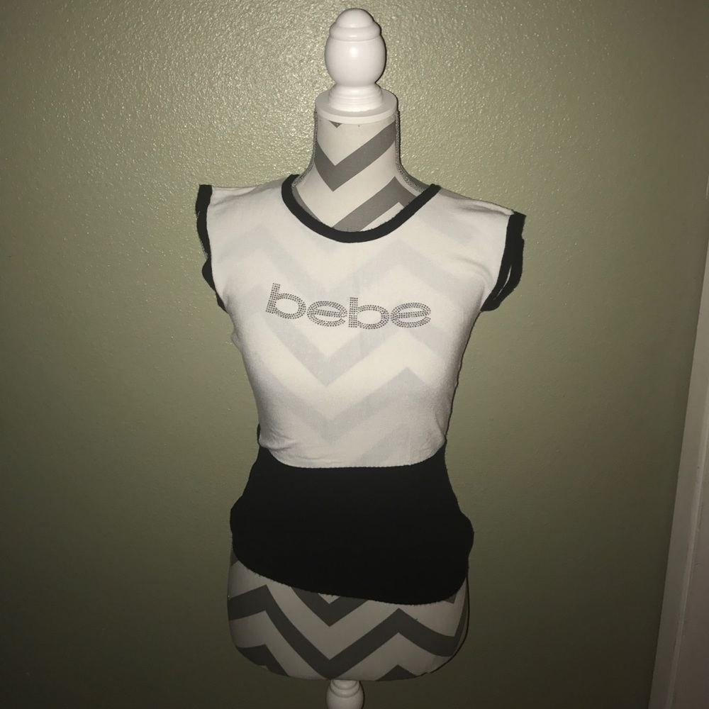 bebe casual open v-back sweater top