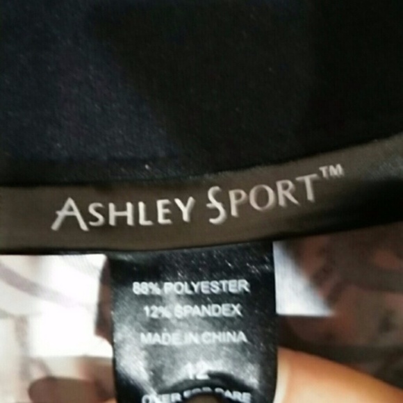 NWT Last 1 Ashley Stewart Active Jacket 12/12W - Picture 3 of 8