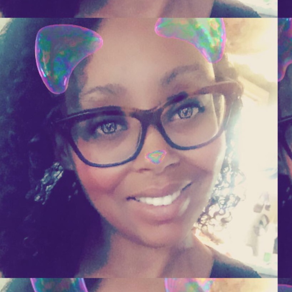 Meet your Posher, Tiffany