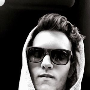 Meet your Posher, Brandon