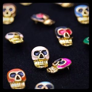 🆕 18K GOLD & ENAMEL SKULL EARRINGS