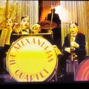 Meet your Posher, Spooky